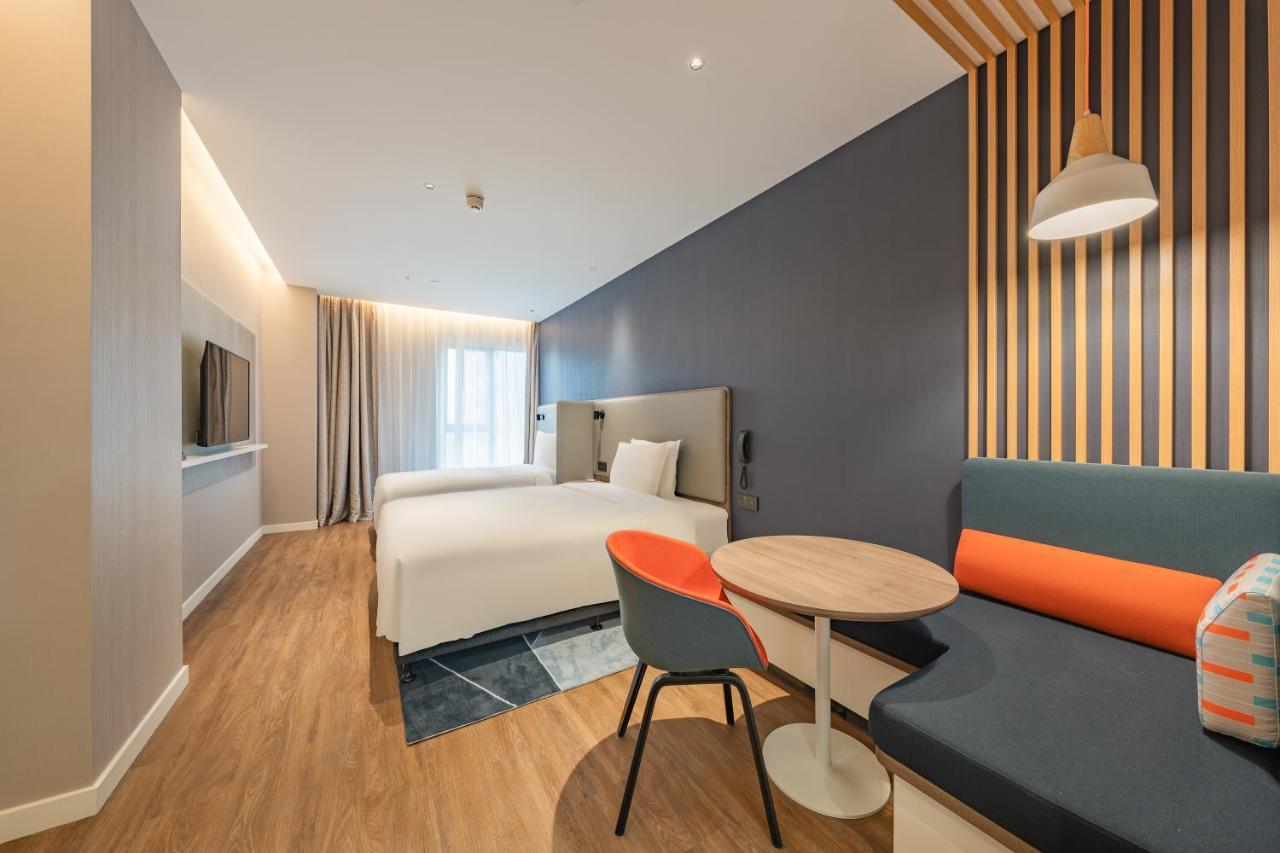 Holiday Inn Express Shanghai Expo Centre By Ihg Экстерьер фото