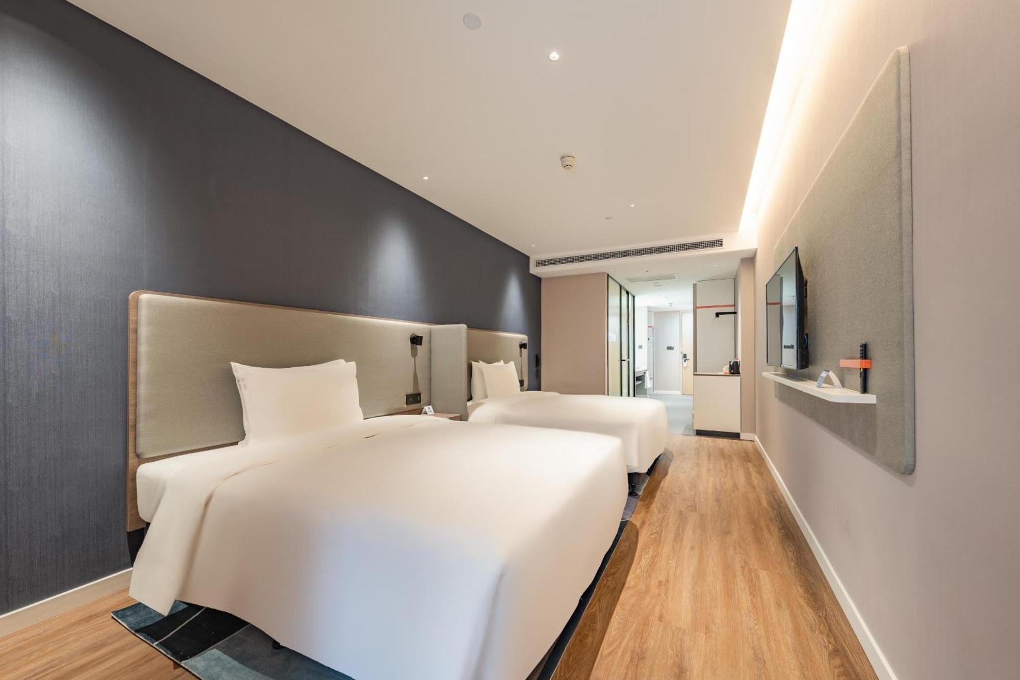 Holiday Inn Express Shanghai Expo Centre By Ihg Экстерьер фото